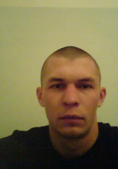 Я Алексей, 35, из Новоалтайска, ищу знакомство для постоянных отношений