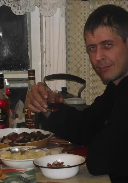 Я Alex, 45, из Горячего Ключа, ищу знакомства без обязательств