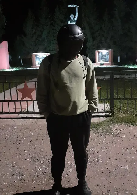 Студент из Уфы, мне 21, познакомлюсь на одну ночь