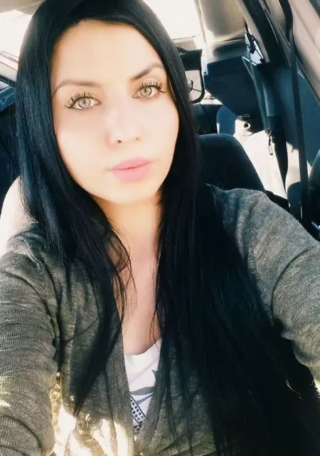 Andreea из Бухареста, мне 29, познакомлюсь