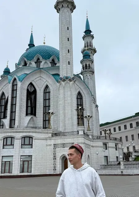 Андрей из Новосибирска, мне 19, познакомлюсь на одну ночь