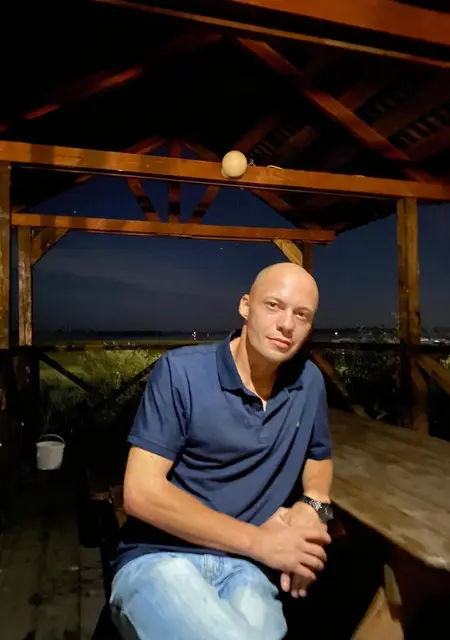 Василий из Кстова, мне 34, познакомлюсь на одну ночь