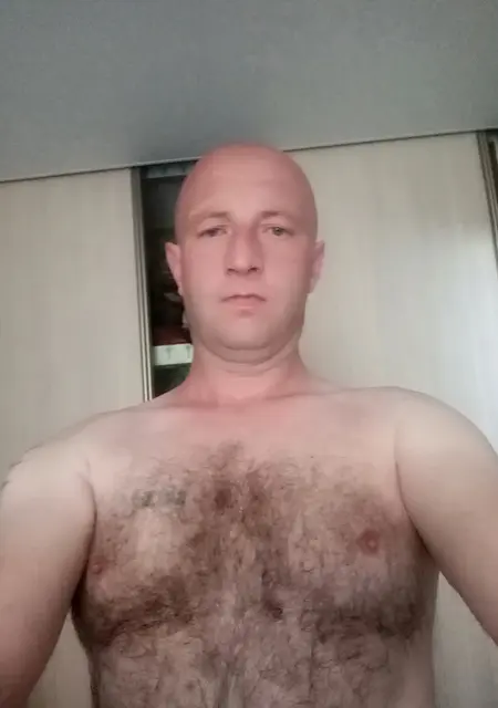 Я Василий, 40, знакомлюсь на одну ночь в Барановичах