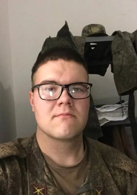 Роман из Ижевска, ищу на сайте знакомства на одну ночь