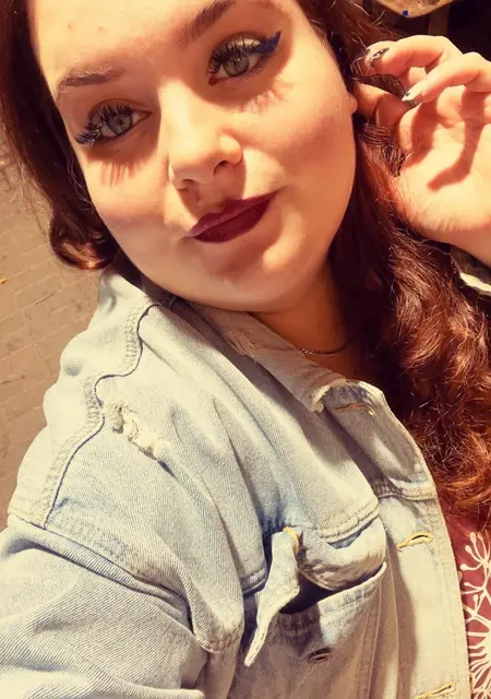 Я Shocoladka, 32, из Санкт-Петербурга, ищу знакомство для вирта