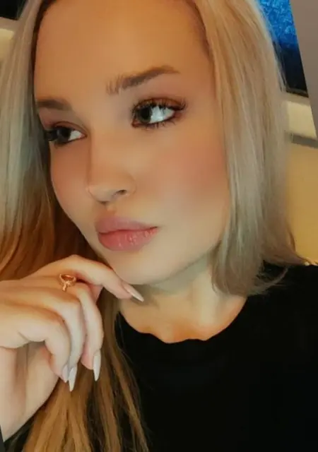 Алена из Уфы, мне 26, познакомлюсь для приятного времяпровождения
