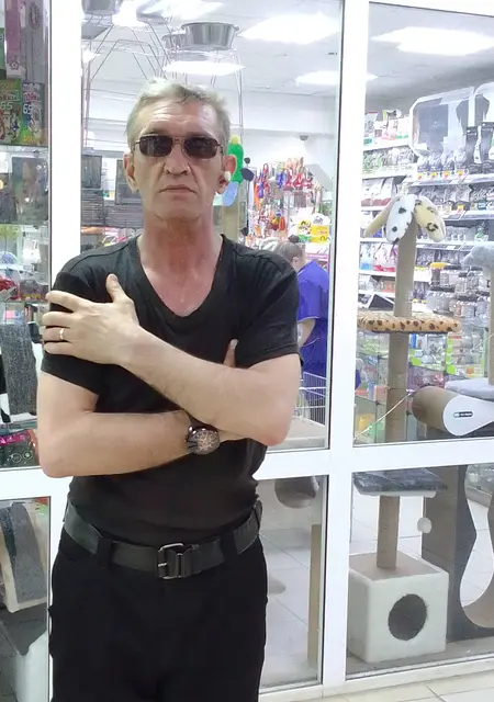 Дмитрий из Екатеринбурга, ищу на сайте знакомства без обязательств