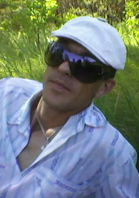 Andrey из Старого Оскола, мне 48, познакомлюсь без обязательств