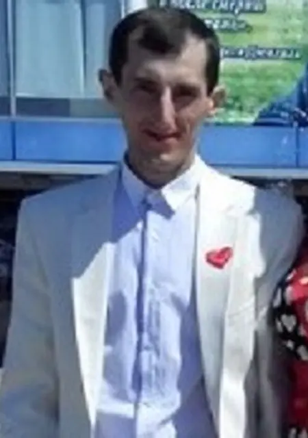 Я Дмитрий, 43, из Новошахтинска, ищу знакомства без обязательств