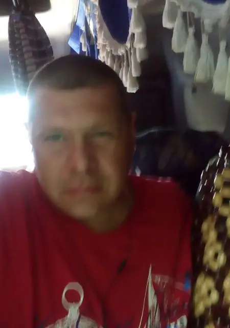 Я Александр, 50, из Коломны, ищу знакомство для постоянных отношений