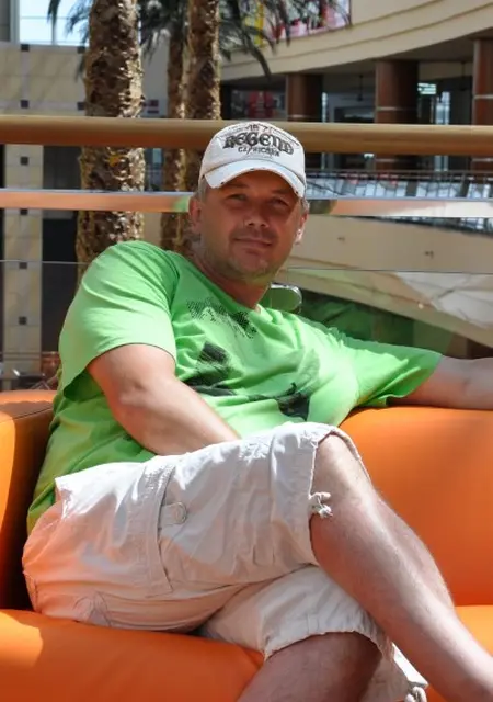 Сергей из Владимира, мне 54, познакомлюсь на одну ночь