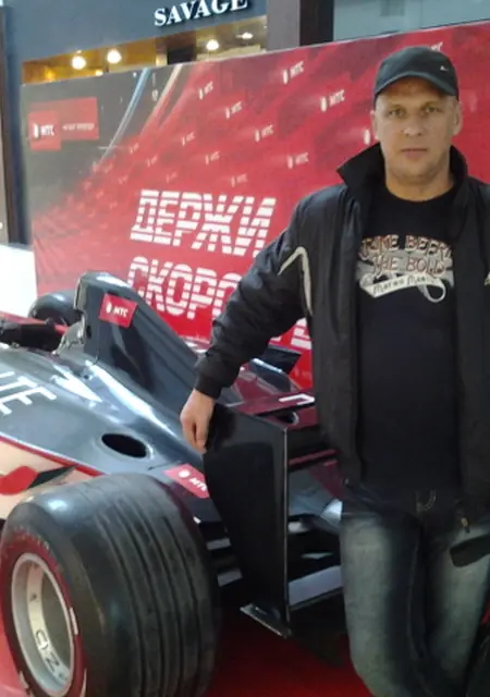 Я Вячеслав, 52, из Новокузнецка, ищу знакомства на одну ночь