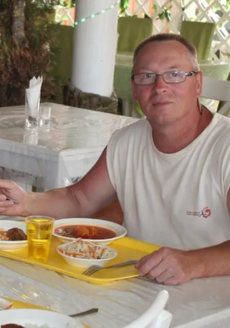 Олег из Калуги, ищу на сайте приятное времяпровождение