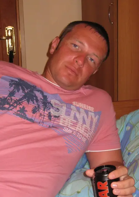 Евгений из Каменска-Уральского, ищу на сайте знакомства на одну ночь