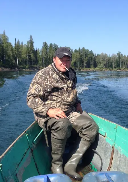 Я Александр, 40, знакомлюсь на одну ночь в Черногорске