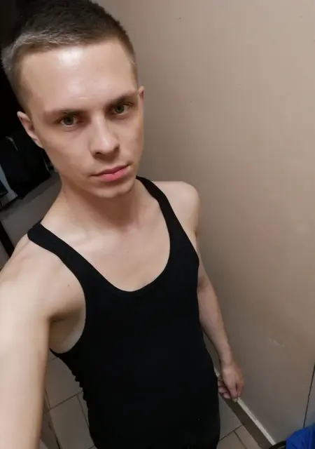 Макс из Владивостока, мне 27, познакомлюсь на одну ночь