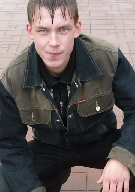 Я Алексей, 35, знакомлюсь для общения в Котельниче