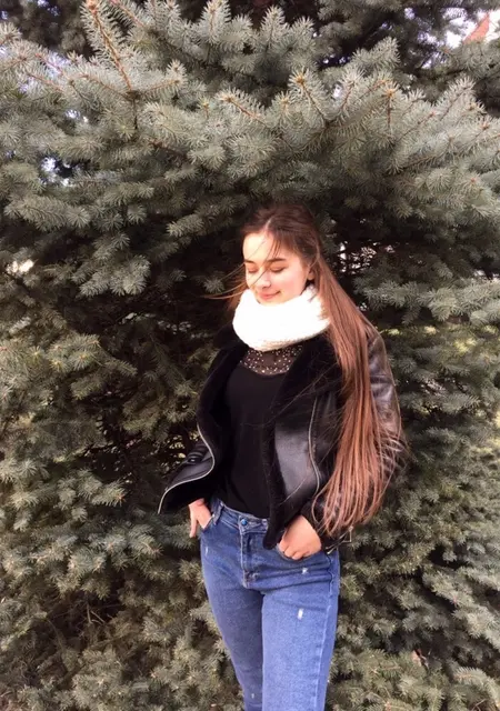 Лиза из Черновцов, мне 23, познакомлюсь для вирта