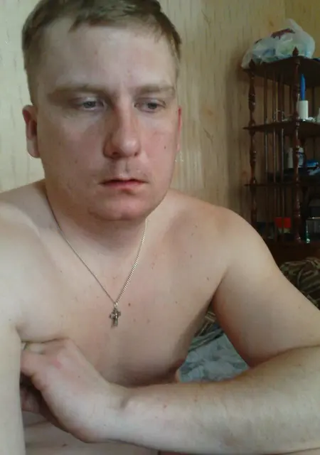Максим из Воронежа, ищу на сайте знакомства на одну ночь