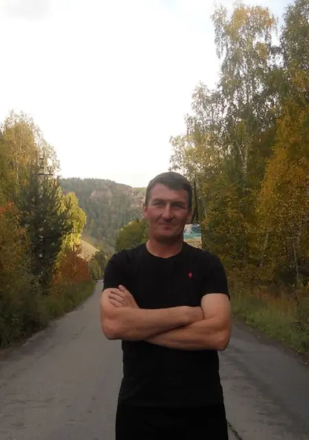 Я Андрей, 51, из Красноярска, ищу знакомство для постоянных отношений