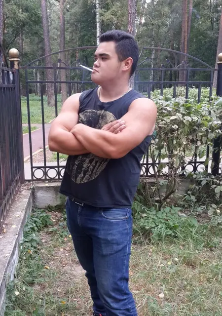 Александр из Электростали, мне 30, познакомлюсь для приятного времяпровождения