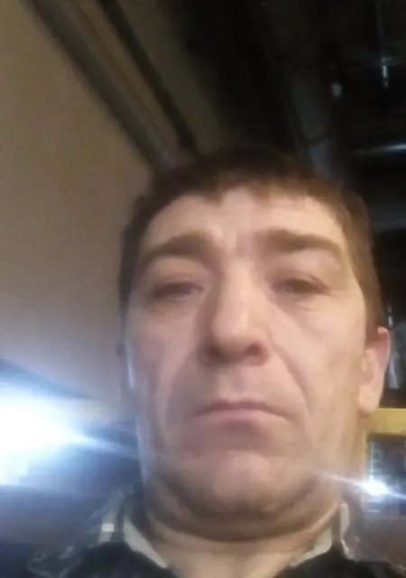 Я Александр, 51, из Отрадного, ищу знакомства на одну ночь