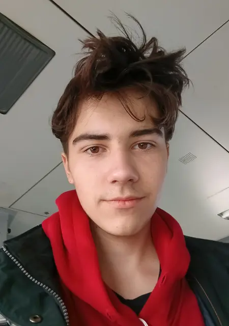 Я Андрей, 19, знакомлюсь для дружбы в Бердске