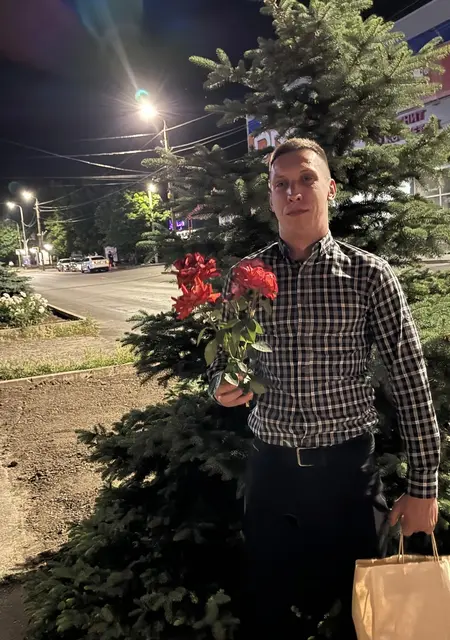 Евгений из Щелково, мне 27, познакомлюсь на одну ночь