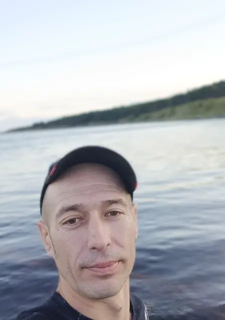 Я Roman, 40, знакомлюсь для совместных путешествий в Советской Гавани