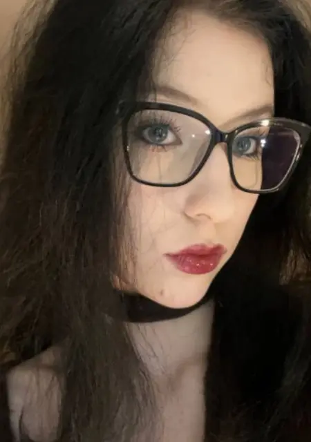 Лина из Москвы, мне 20, познакомлюсь для приятного времяпровождения