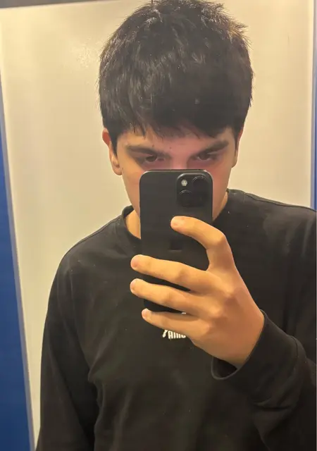 Максим из Геленджика, ищу на сайте знакомства без обязательств