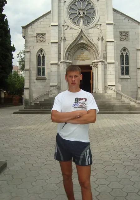 Я Андрей, 35, из Камышина, ищу знакомства без обязательств