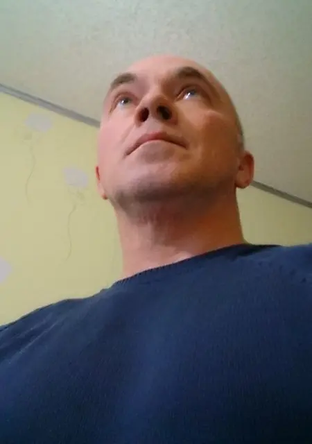 Я Surf, 56, знакомлюсь на одну ночь в Донецке