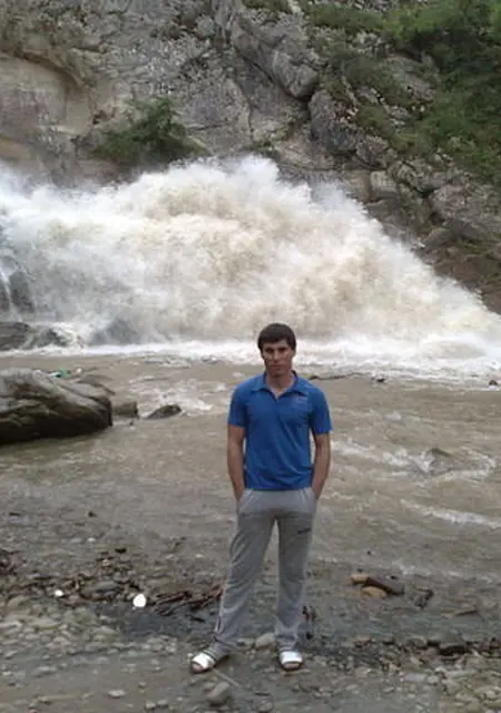 Vladimir из Ижевска, мне 44, познакомлюсь на одну ночь