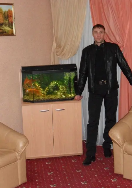 Я Роман, 51, знакомлюсь для постоянных отношений в Уссурийске