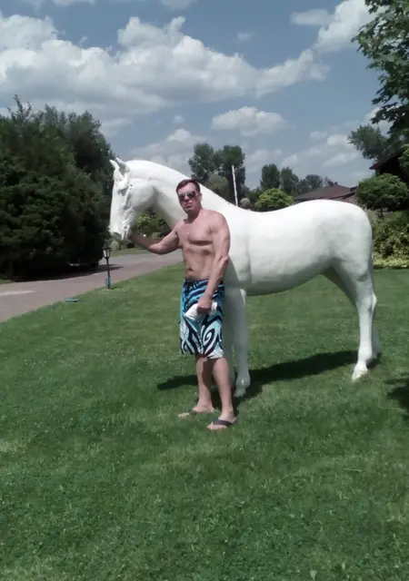 Сергей из Никополя, ищу на сайте знакомства на одну ночь