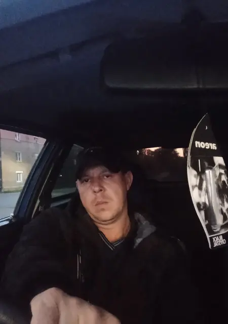 Олег из Прокопьевска, мне 38, познакомлюсь на одну ночь