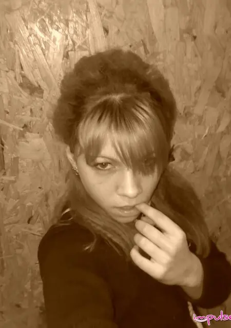 Я Тамила, 21, из Кореновска, ищу знакомство для постоянных отношений