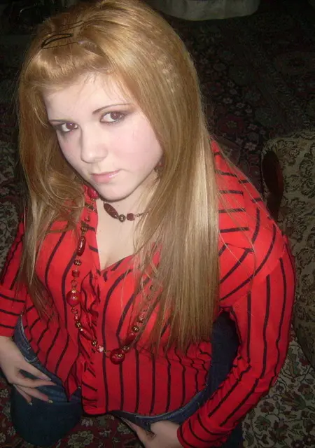 Я Марина, 22, знакомлюсь для постоянных отношений в Коряжме