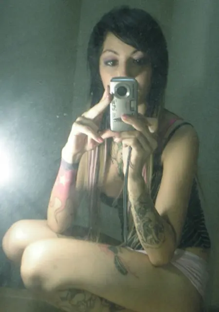 Саша из Николаевска, ищу на сайте знакомства на одну ночь