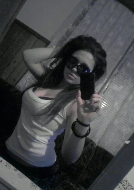 Я Регина, 21, из Ковылкина, ищу знакомства без обязательств