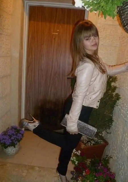 Анжела из Себежа, мне 21, познакомлюсь для постоянных отношений