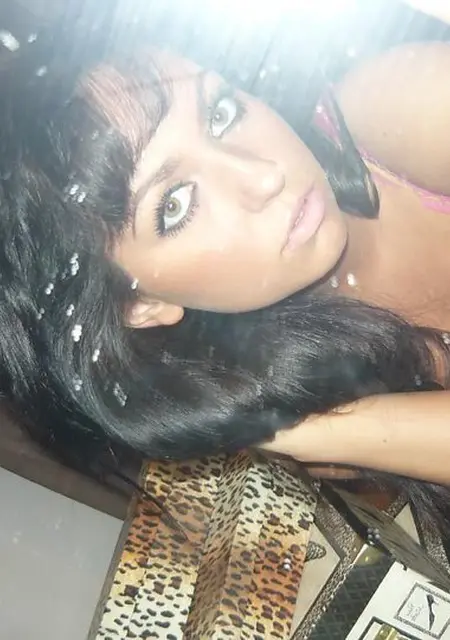 Инесса из Коршика, мне 21, познакомлюсь для общения