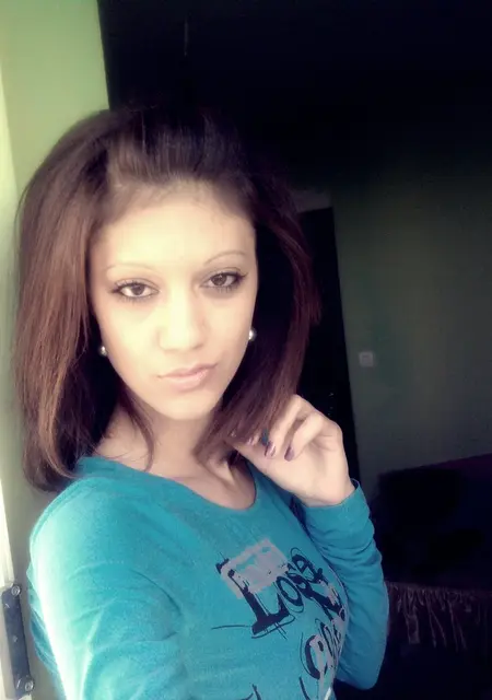 Карина из Каспийска, ищу на сайте вирта