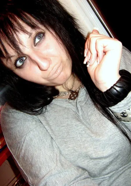 Я Елизавета, 19, знакомлюсь для постоянных отношений в Армани