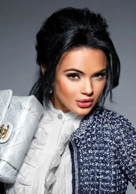 Ангелина из Молочного, мне 20, познакомлюсь для общения