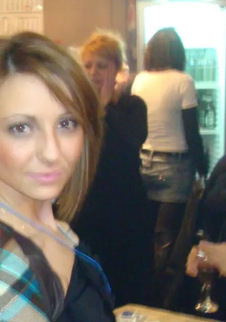 Александра из Ишима, ищу на сайте постоянные отношения