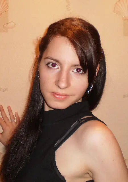 Надежда из Хвалынска, мне 23, познакомлюсь для общения