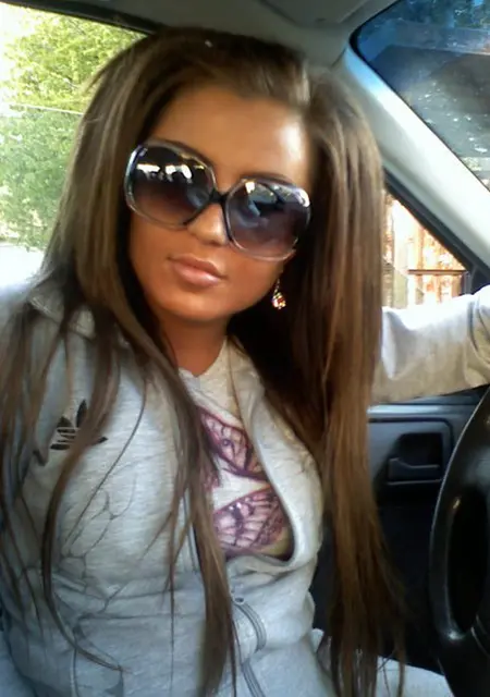 Анжела из Муравьева, мне 20, познакомлюсь для дружбы