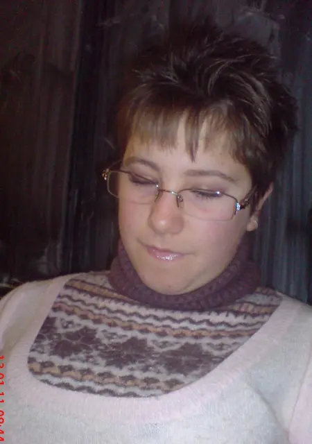 Я Регина, 20, знакомлюсь для дружбы в Тумботино